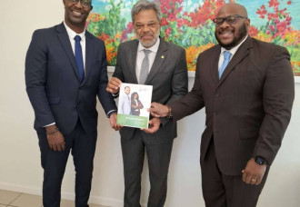 Prime Minister Dr. Luc Mercelina Receives the Social and Economic Council (SER) 2024 Annual Report.