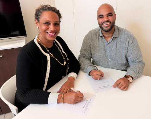 Minister of TEATT Grisha Heyliger Marten and Minister of VROMI Patrice Gumbs. grishapatrice30102025