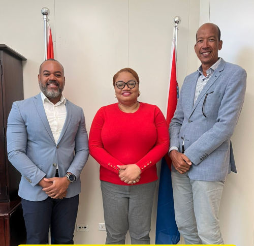 Minister of Finance Marinka Gumbs center  APS Director Mr. Oscar Williams and Board Member Mr. Robert Jan- James minfinaps24102025